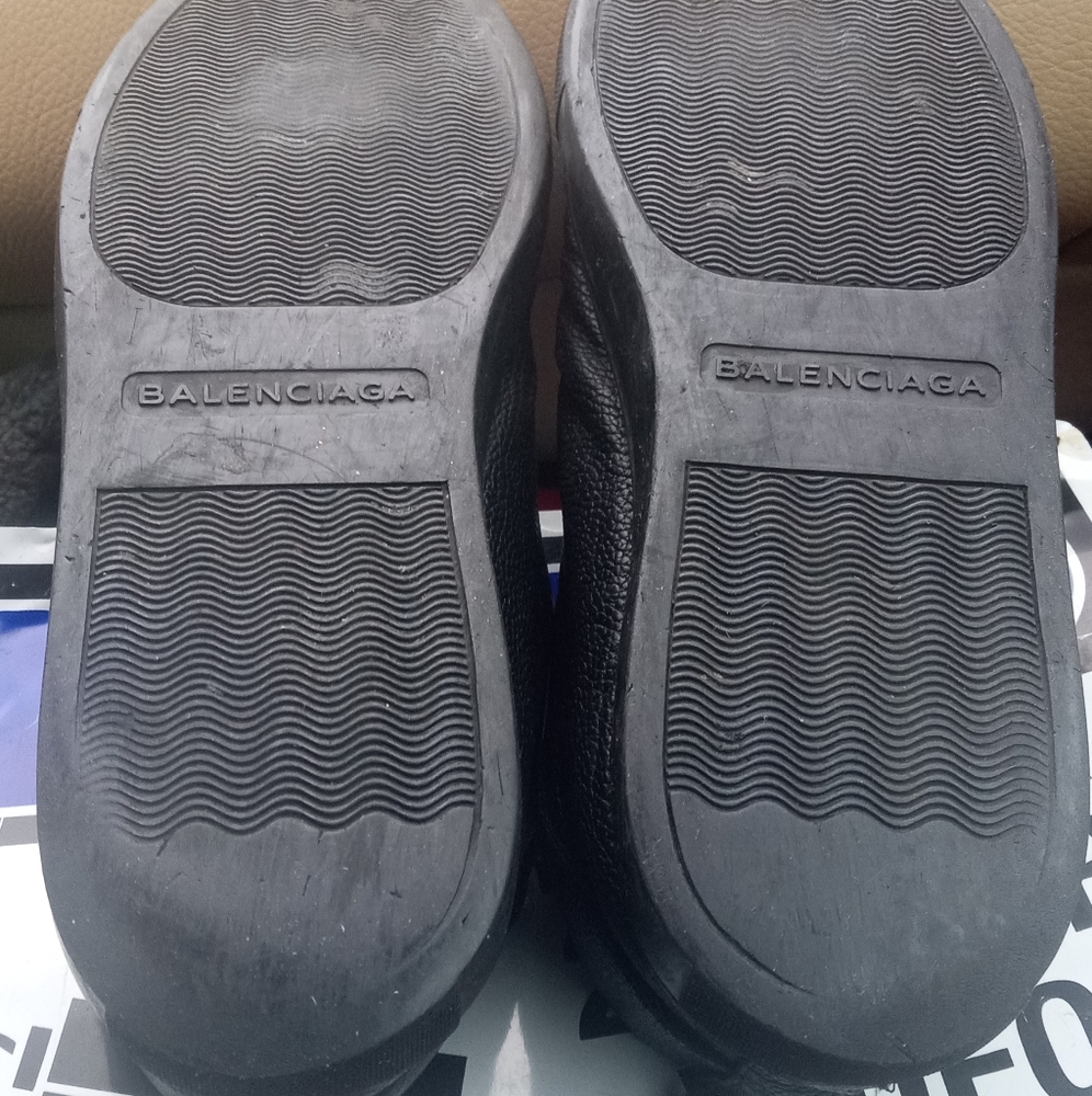Balenciaga Men's High Top Sneakers - Picture 2 of 8